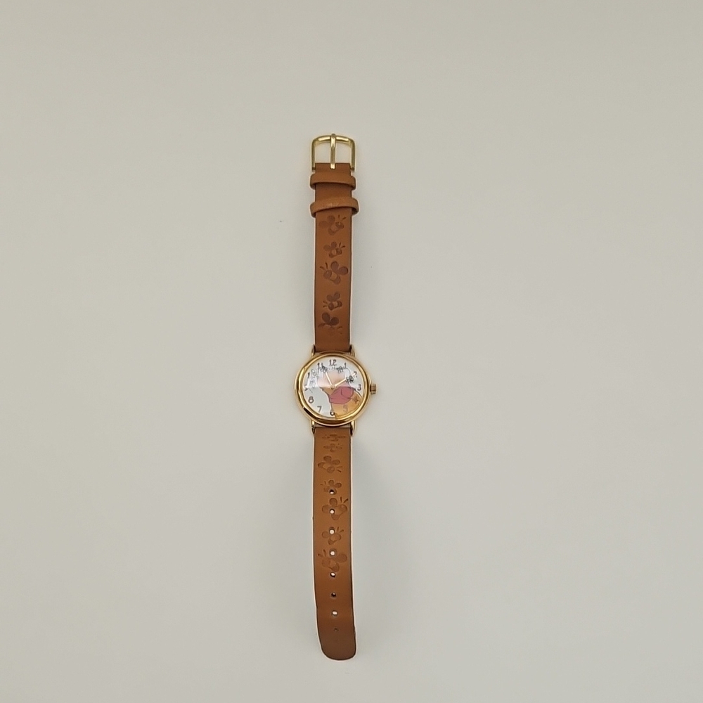 Vintage 90's Pooh Bear Timex Watch